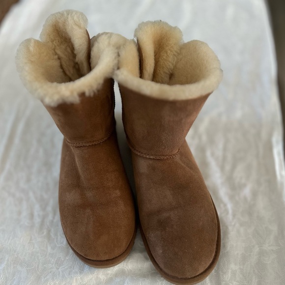 Ugg Mini Bailey Bow boots - Picture 2 of 6